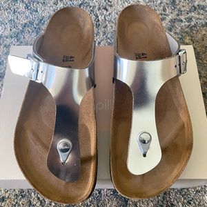 Papillo gizeh metallic sandal size 41.  Never worn!